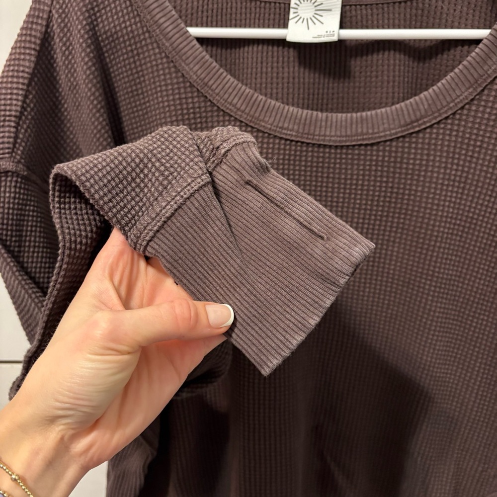 Aerie Wow Waffle Long Sleeve Thermal Shirt Brown - Picture 4 of 5